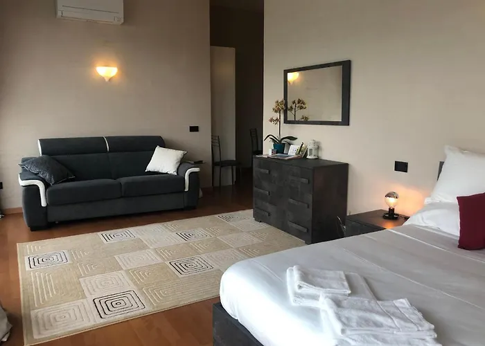 Liza's Suite's - Room's With A View סלה קומצ'ינה