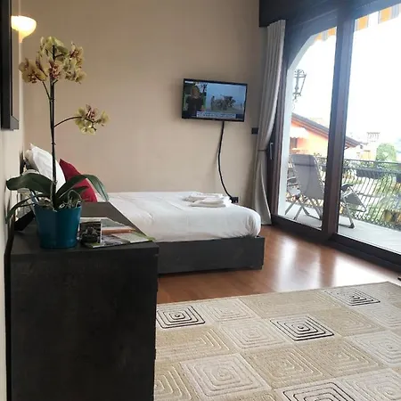 Liza's Suite's - Room's With A View *