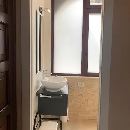 Liza's Suite's - Room's With A View סלה קומצ'ינה